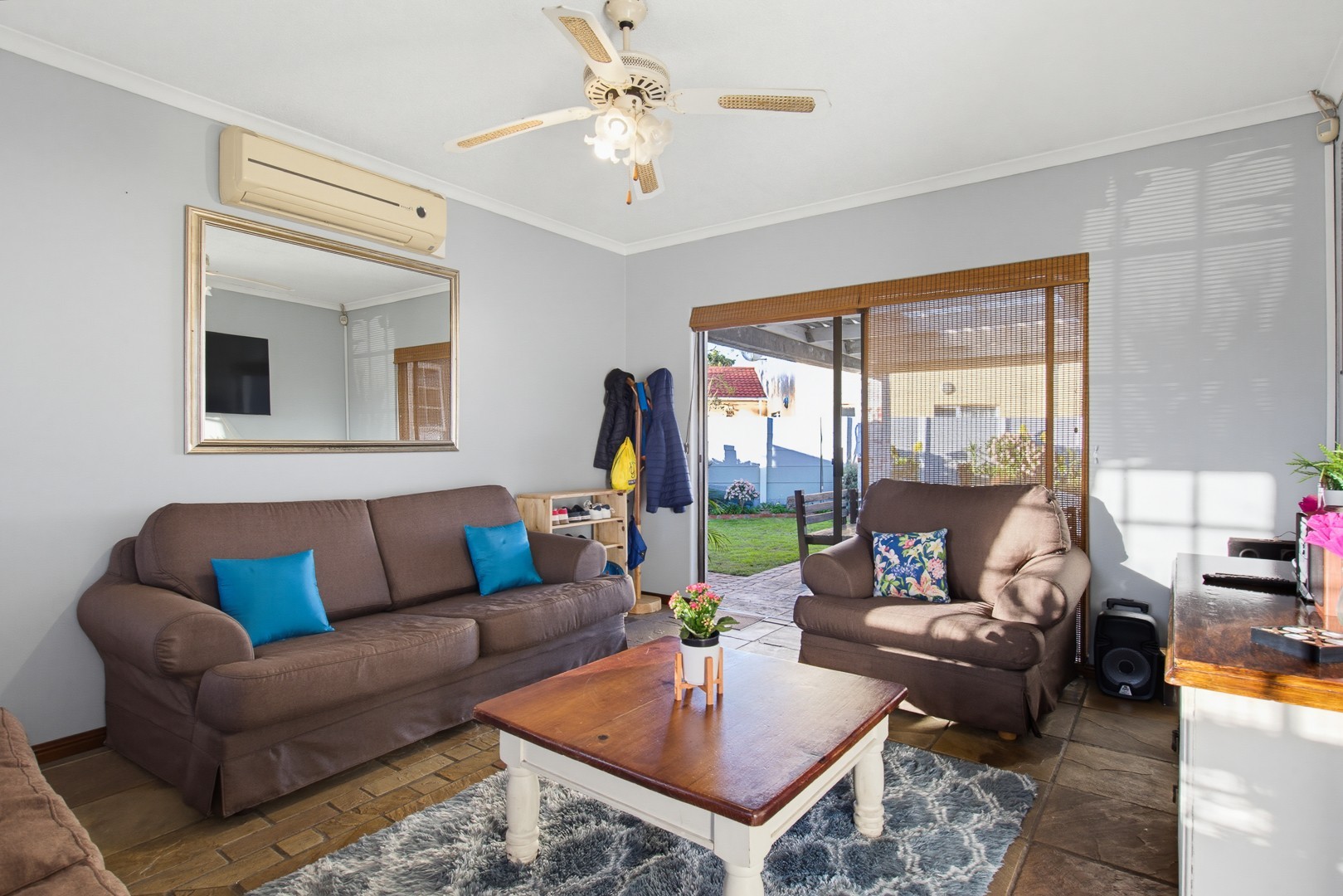 House for sale in Highbury, Kuils River, 170 m²