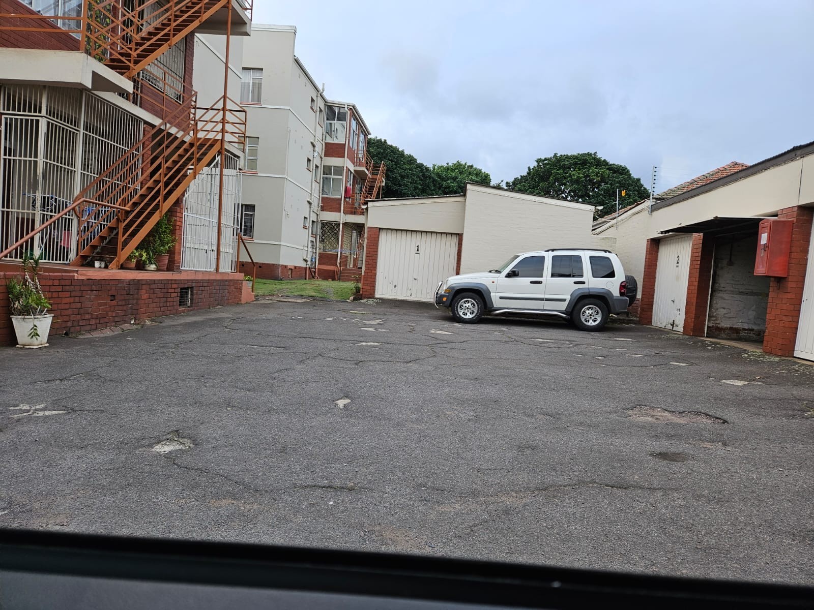 Apartment for rent in Glenwood, Durban, KwaZulu Natal, 100 m²
