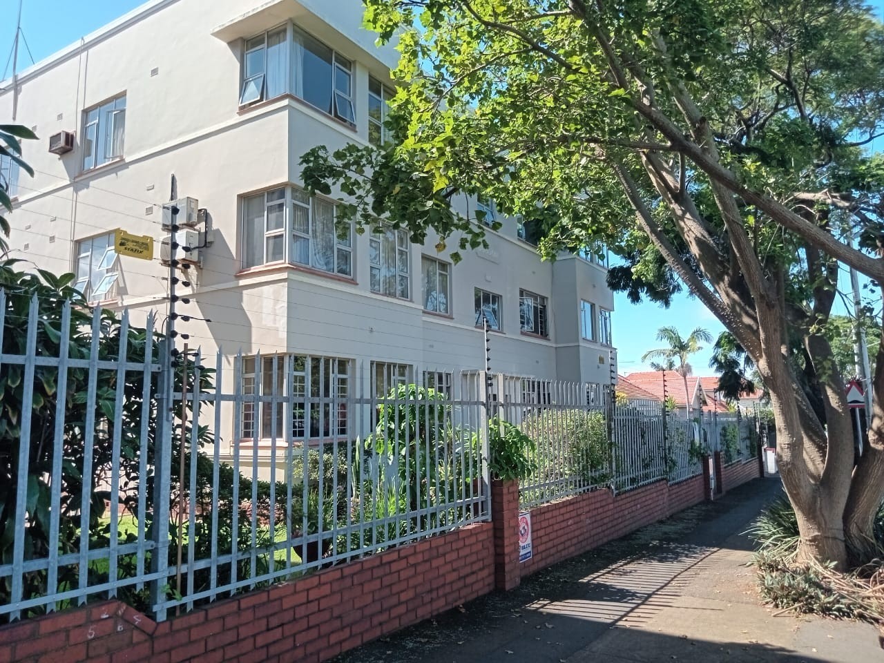 Apartment for rent in Glenwood, Durban, KwaZulu Natal, 100 m²