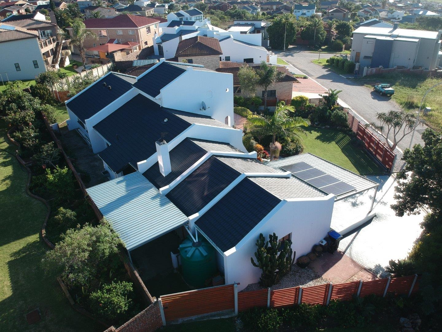 House for sale in Jeffreys Bay, 360 m²