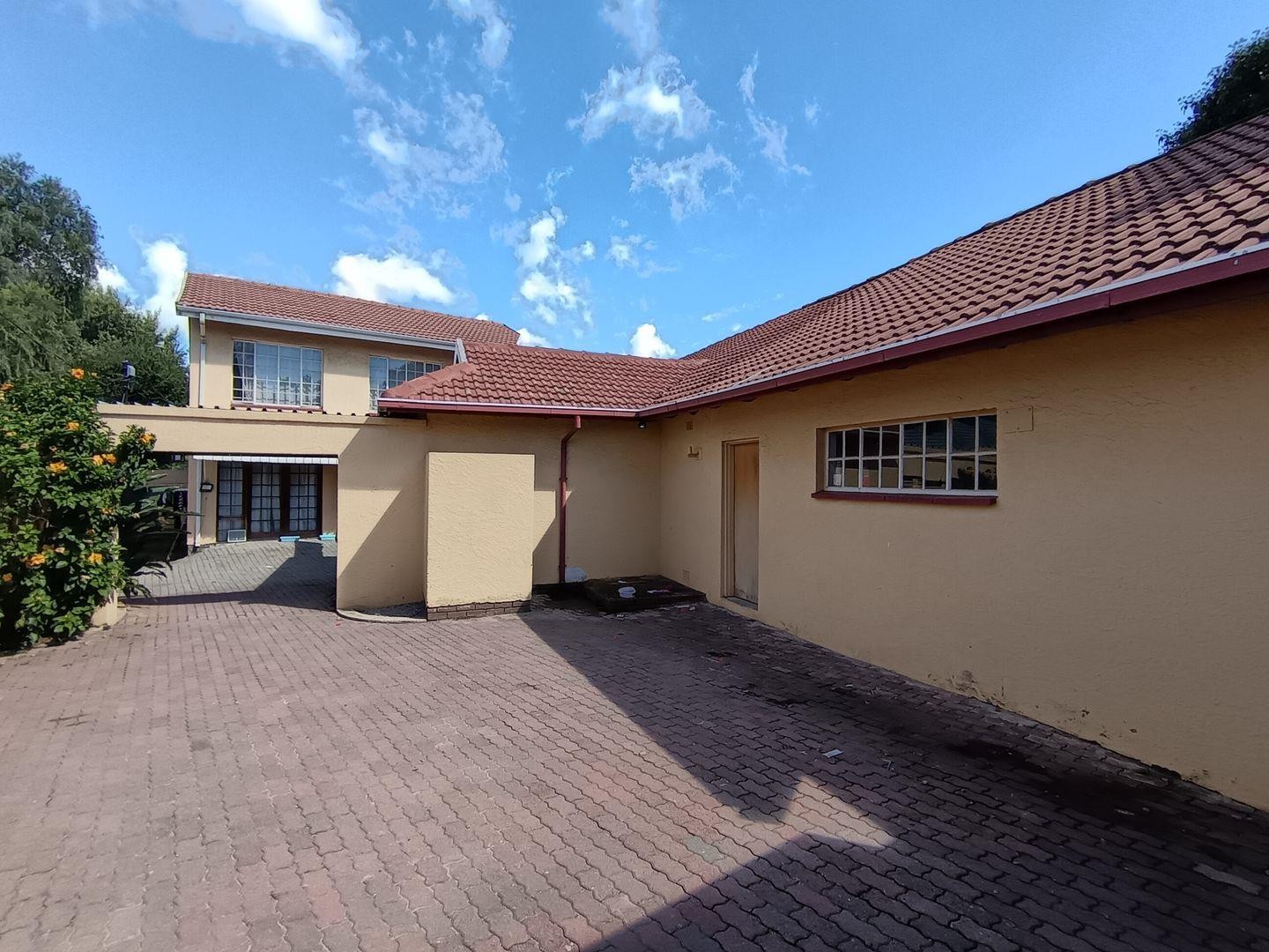 Time to make this house home in Brackendowns 2