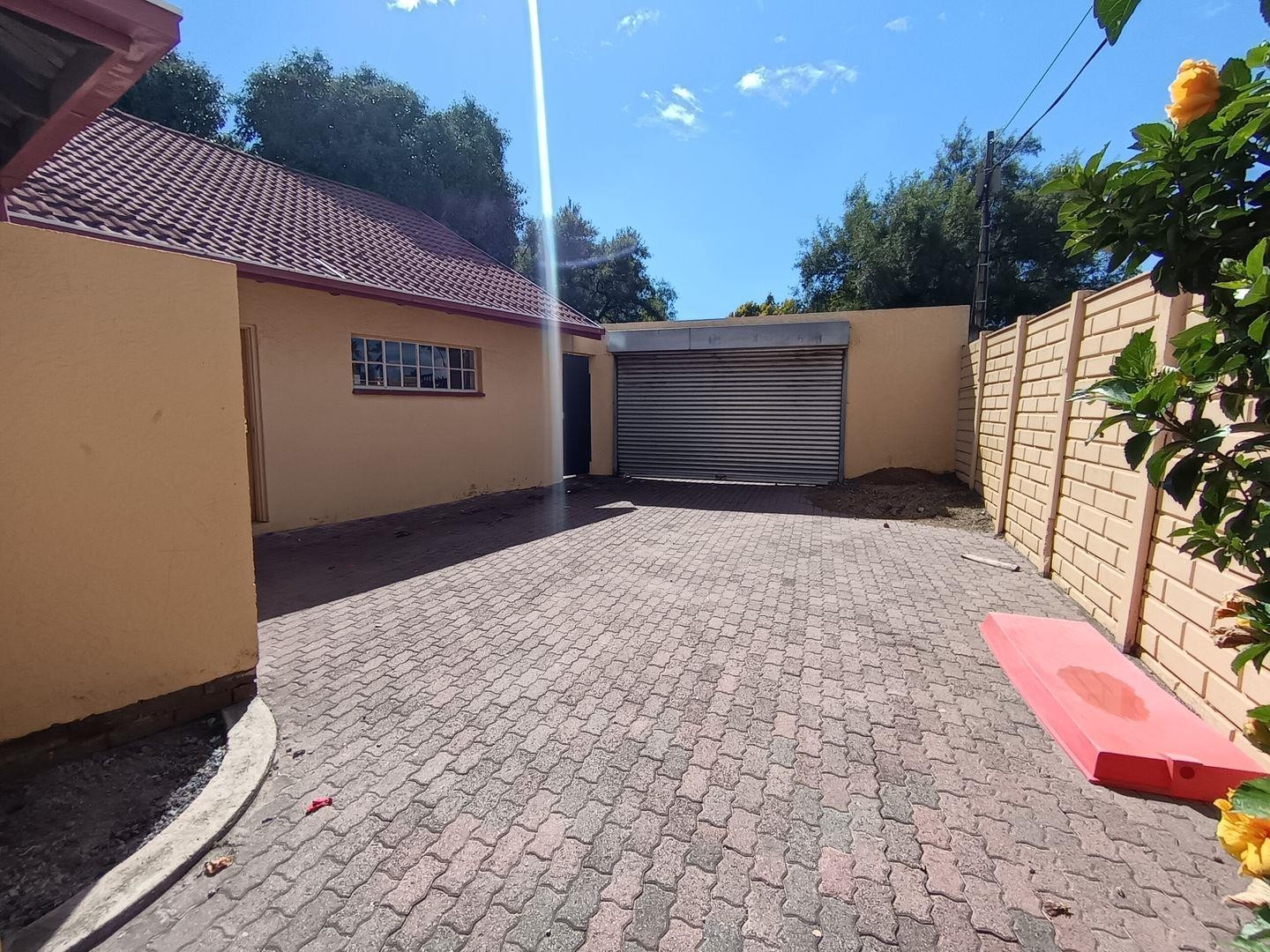 Time to make this house home in Brackendowns 3