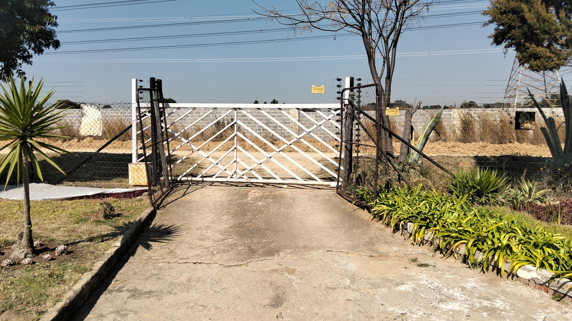 Small Holding for sale in Knoppieslaagte, Centurion, 85000 m²