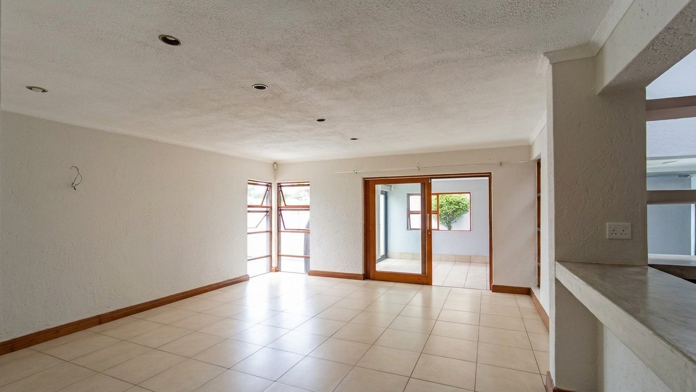 House for sale in Dowerglen, Edenvale, 449 m²