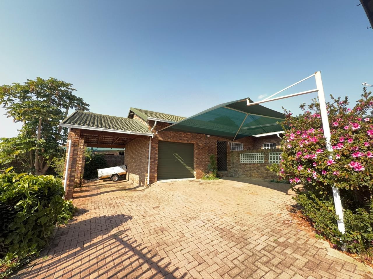 Townhouse for sale in White River Central, White River, 197 m²