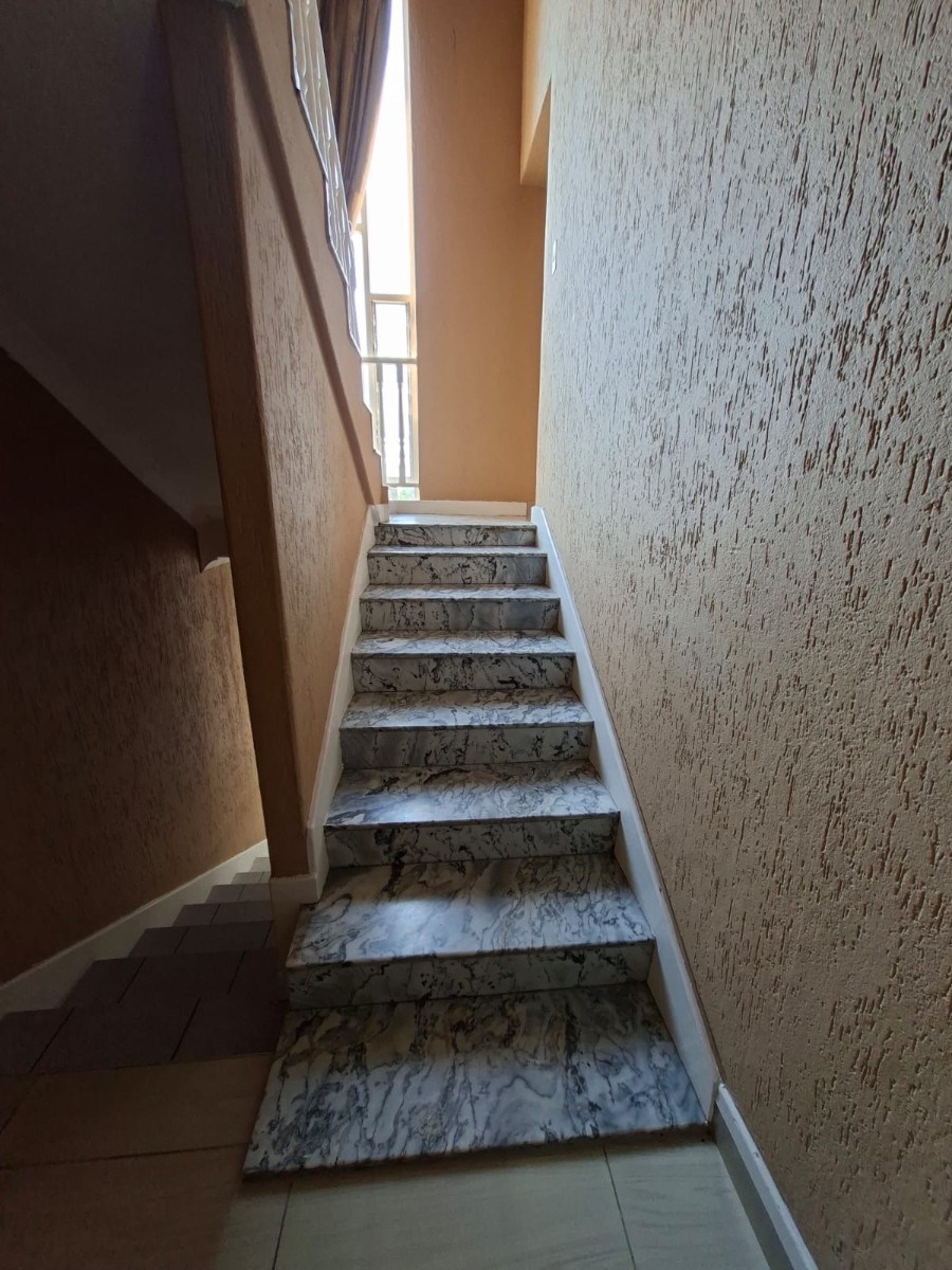 House for sale in Reservoir Hills, Durban, KwaZulu Natal, 697 m²