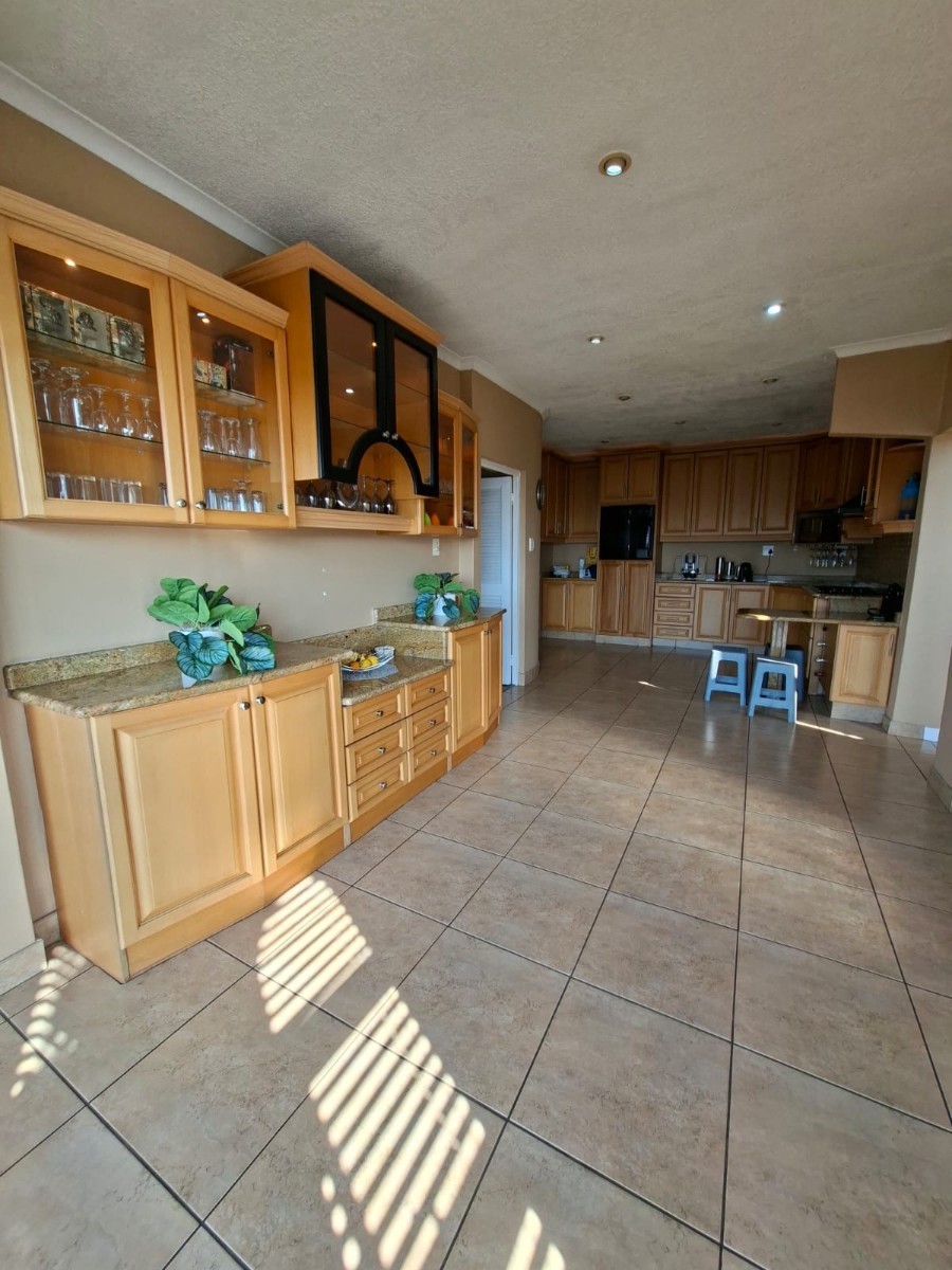 House for sale in Reservoir Hills, Durban, KwaZulu Natal, 697 m²