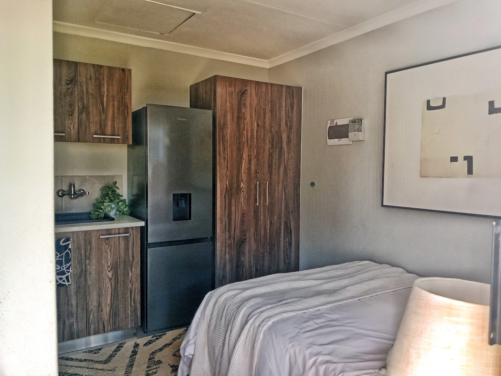 Room for rent in Glenway Estate, Pretoria, 30 m²