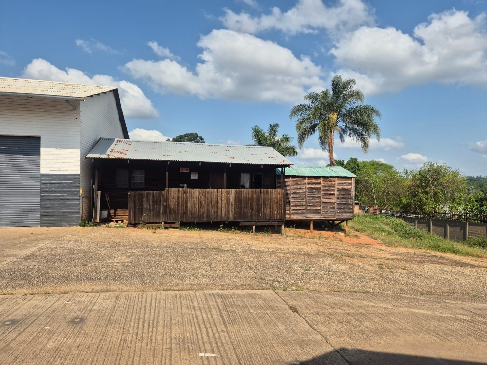 Industrial Property for rent in White River Central, White River, 324 m²