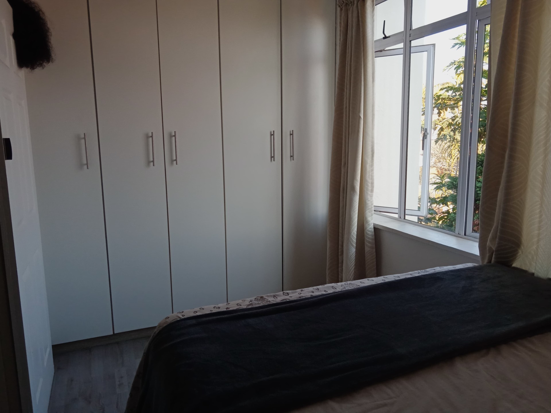 Studio Apartment for sale in Essenwood, Durban, KwaZulu Natal