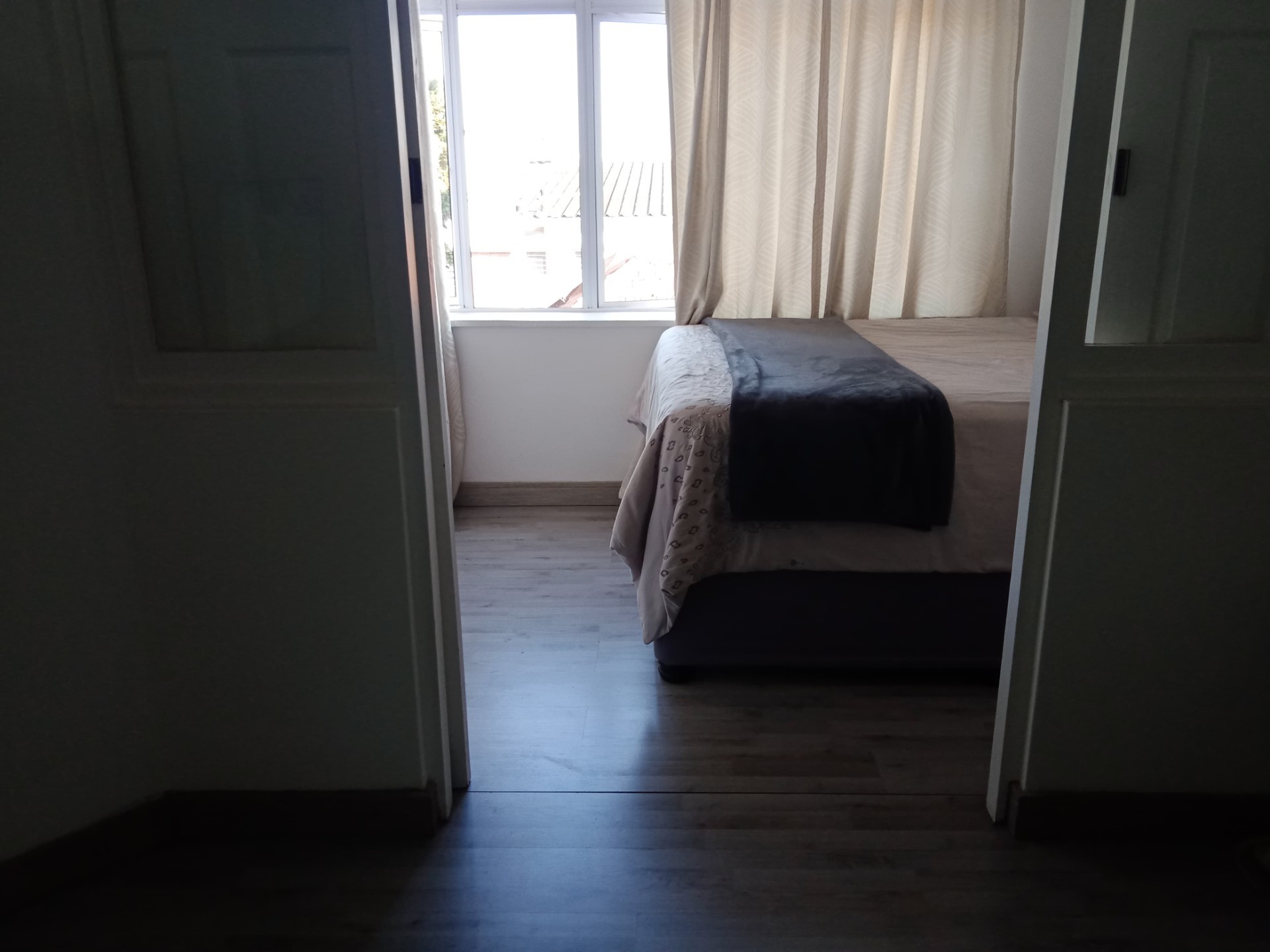 Studio Apartment for sale in Essenwood, Durban, KwaZulu Natal