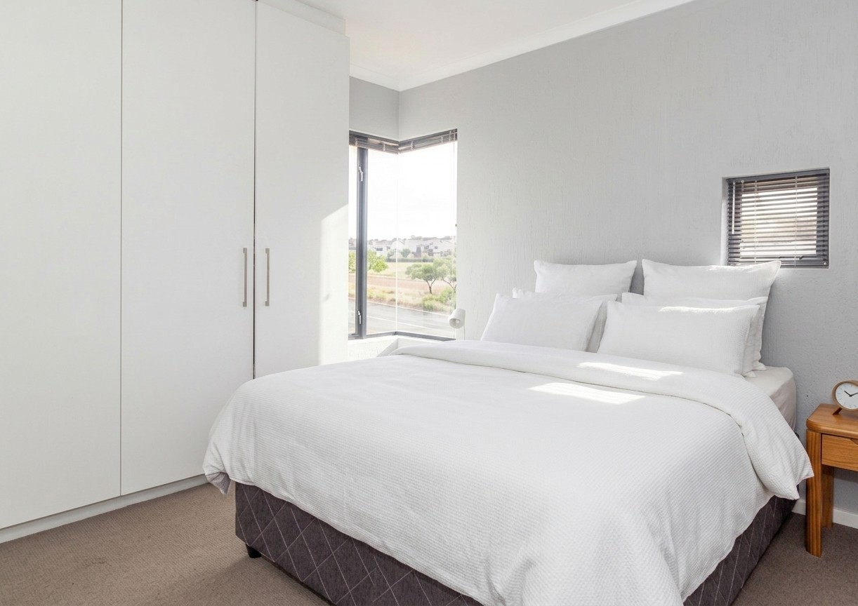 Apartment For Sale in Burgundy Estate, Milnerton 3