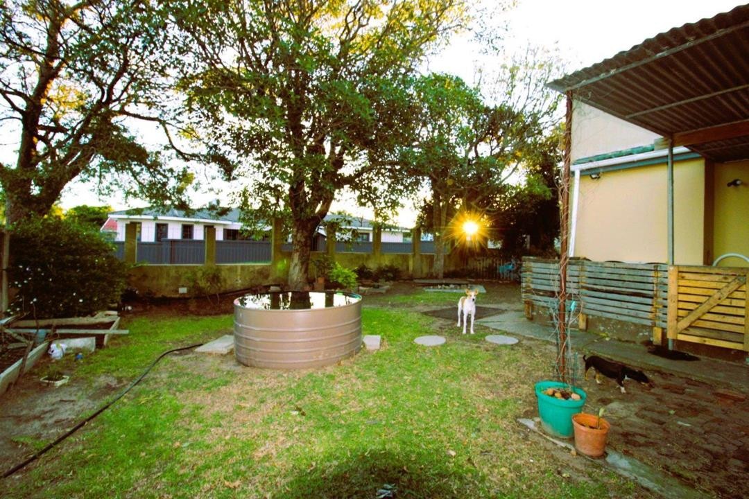 Family Home with an Established Self-Catering Income Opportunity in Gonubie, East London