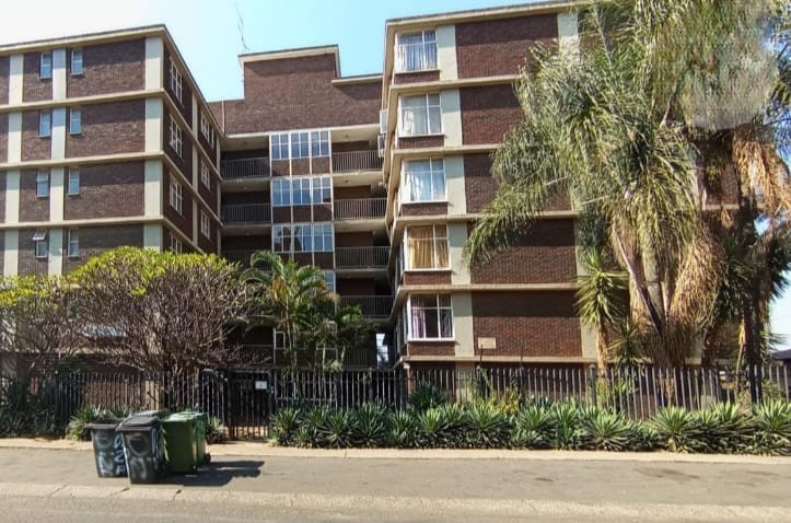 Apartment for sale in Silverton, Pretoria, 87 m²