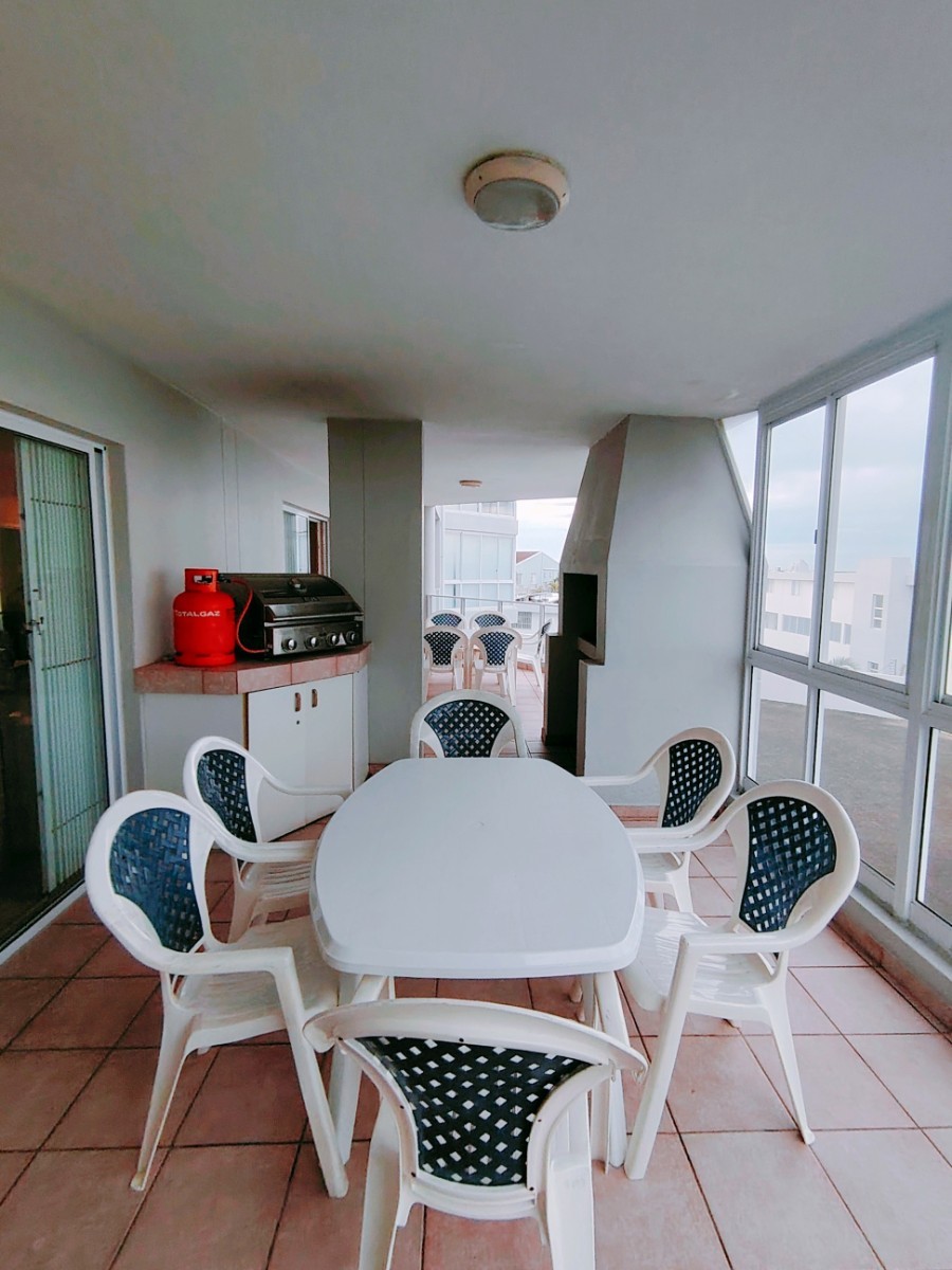 Apartment for sale in Ramsgate, Margate, KwaZulu Natal, 298 m²