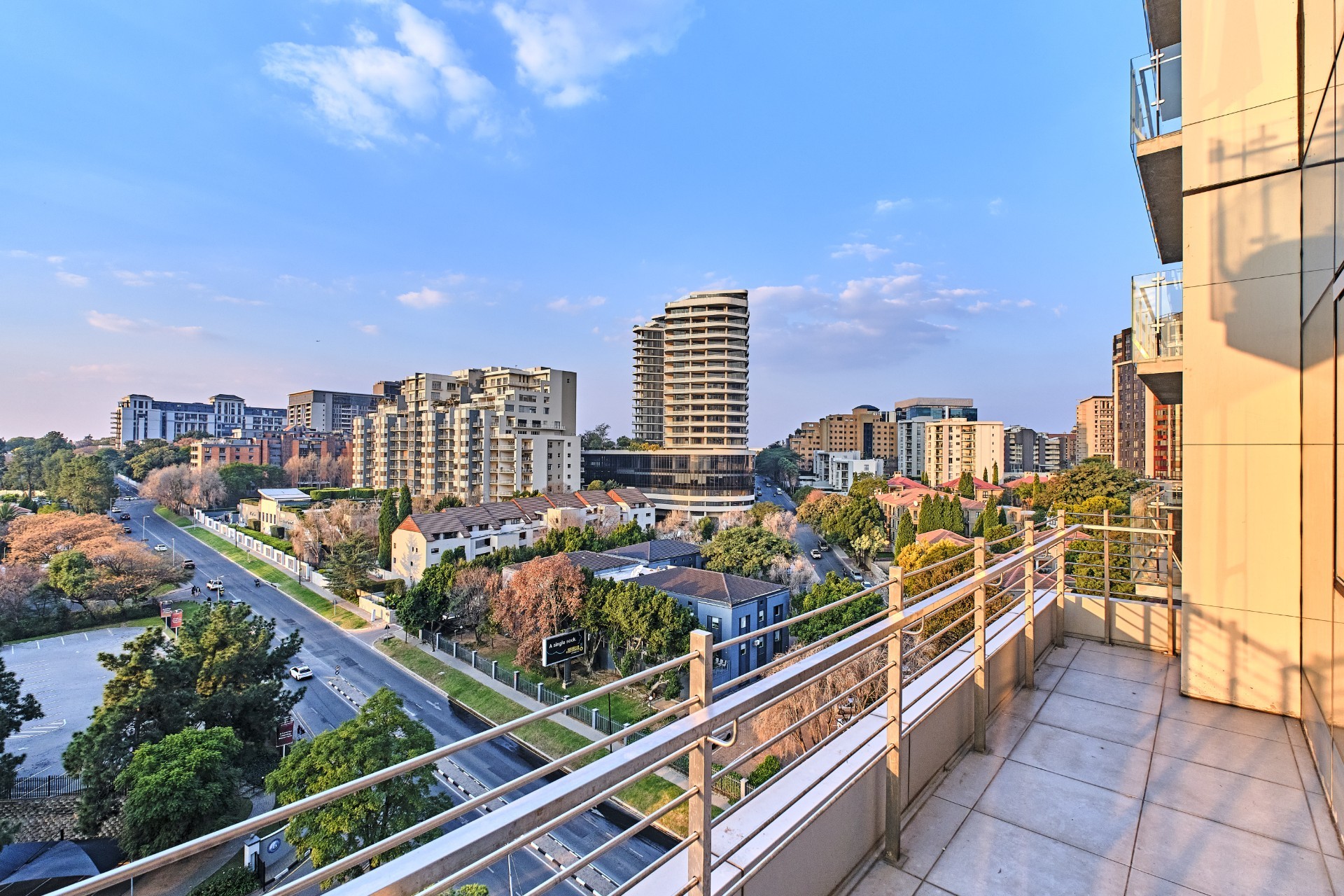Furnished 2 bed Apartment With balcony