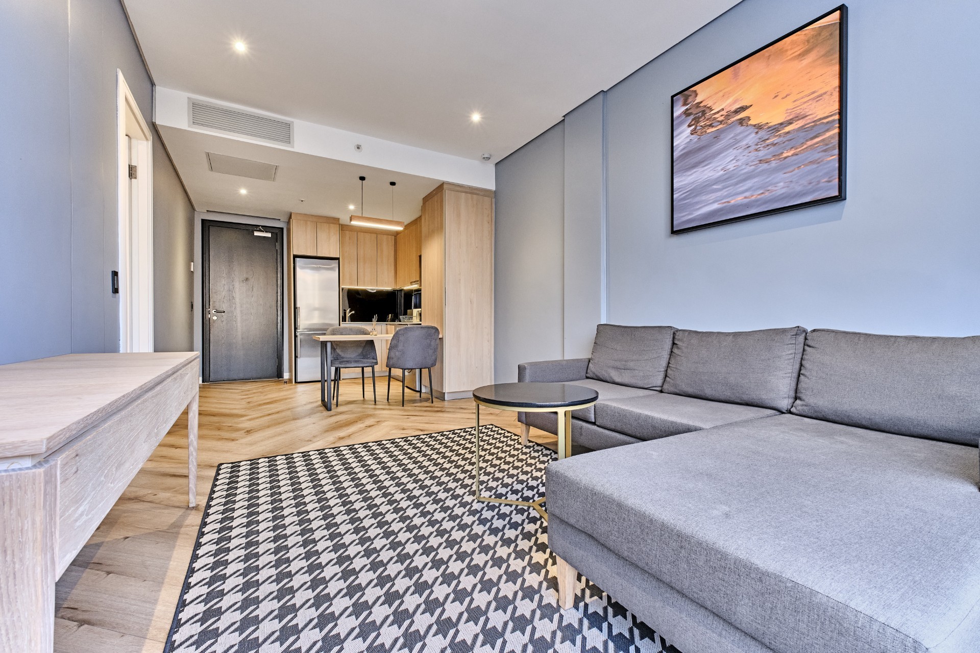 1 Bed Furnished Apartment