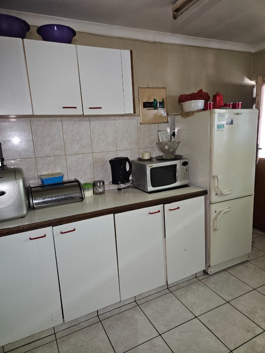 House For Sale in Deaconville, Macassar