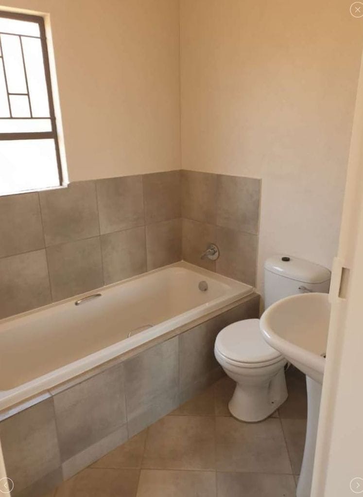 House for sale in Windmill Park, Boksburg, 40 m²