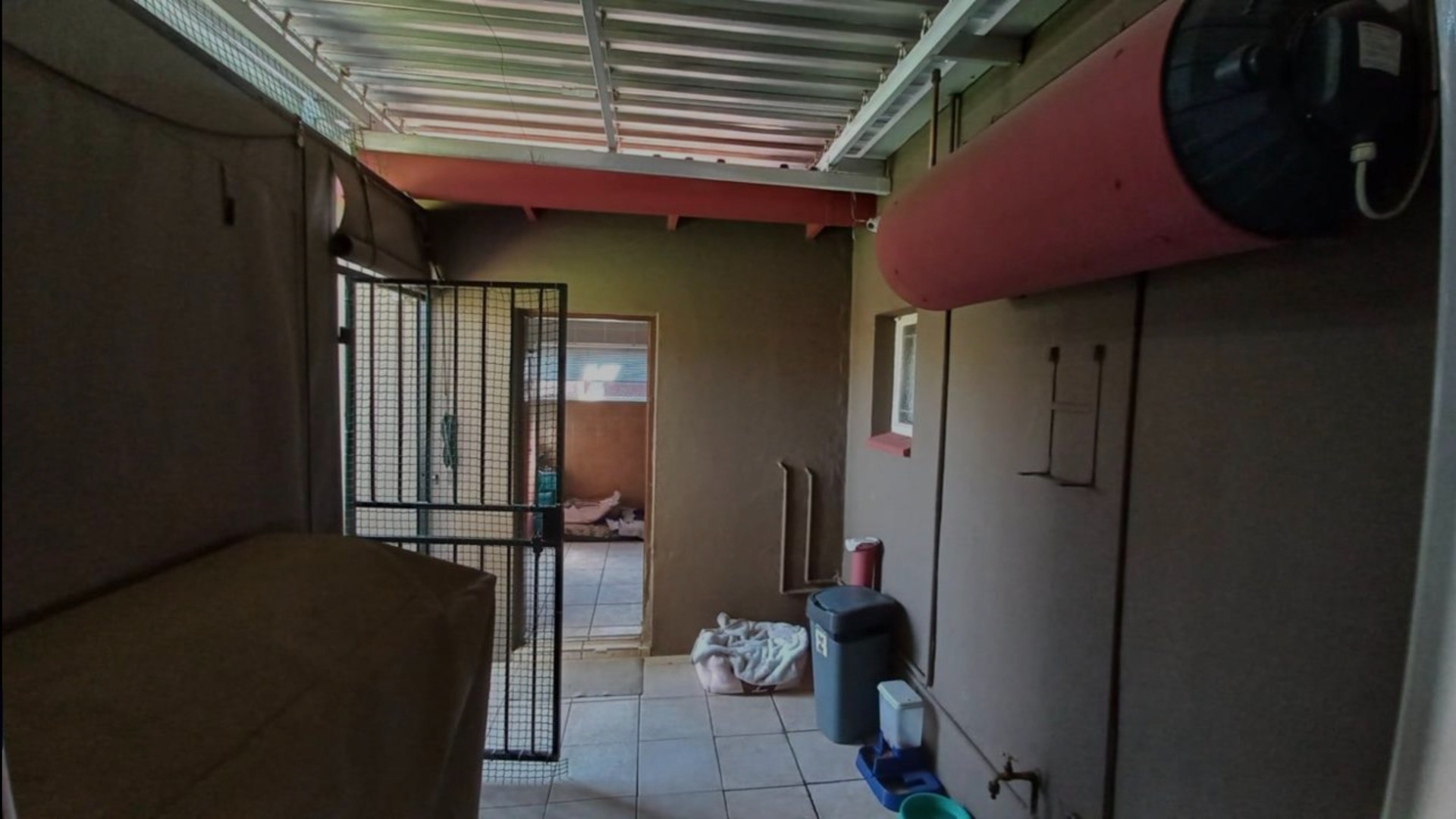 House for sale in Daspoort, Pretoria, 991 m²