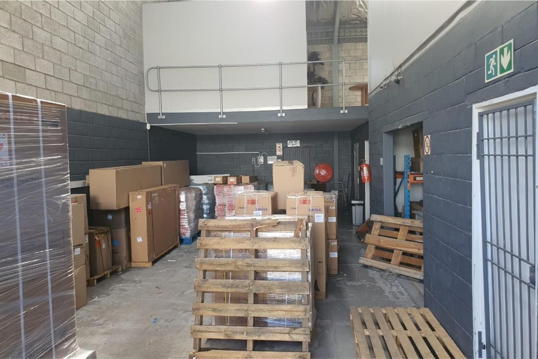 Warehouse To Rent in Walmer, Port Elizabeth