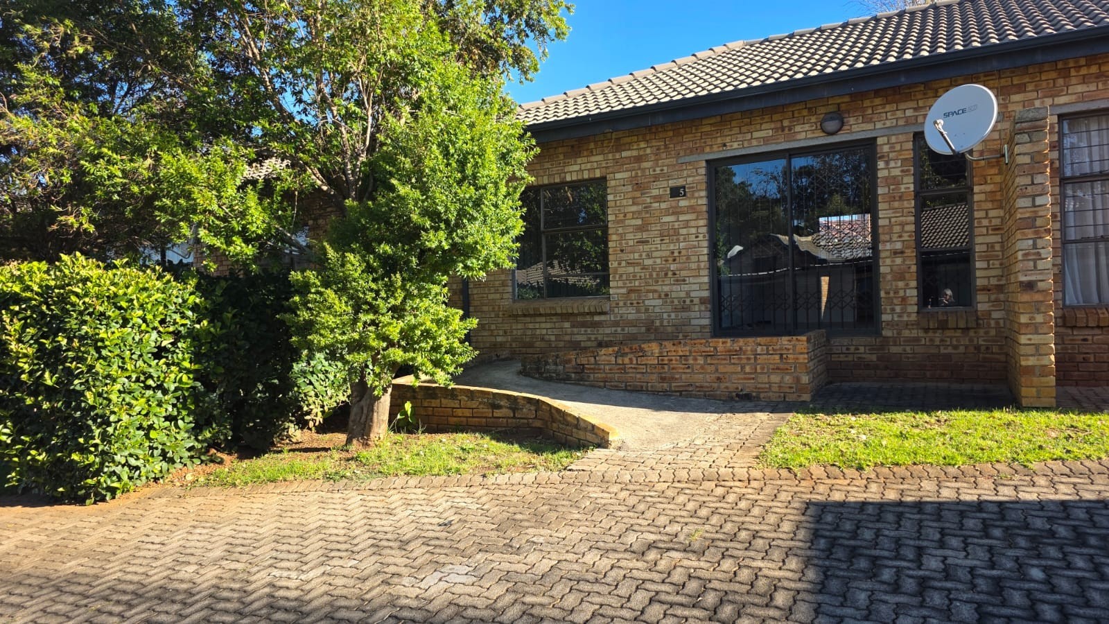 Townhouse for sale in Georginia, Roodepoort, 52 m²