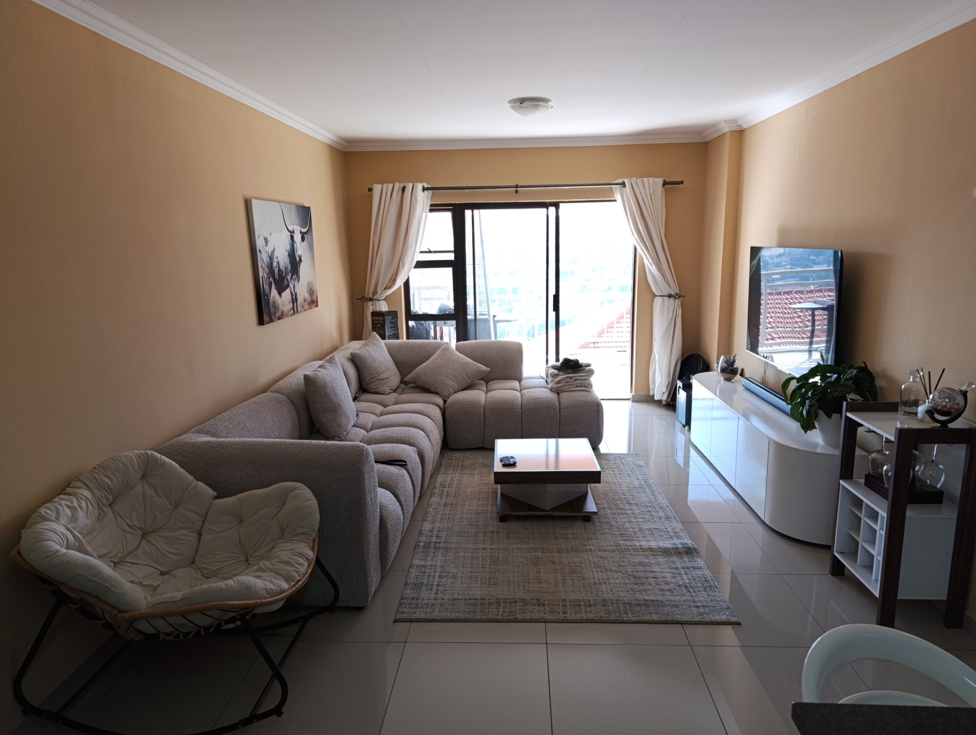 Apartment for sale in Winchester Hills, Johannesburg, 98 m²