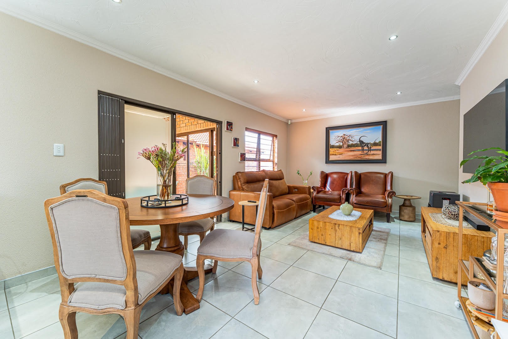 Townhouse for sale in North Riding, Randburg, 157 m²