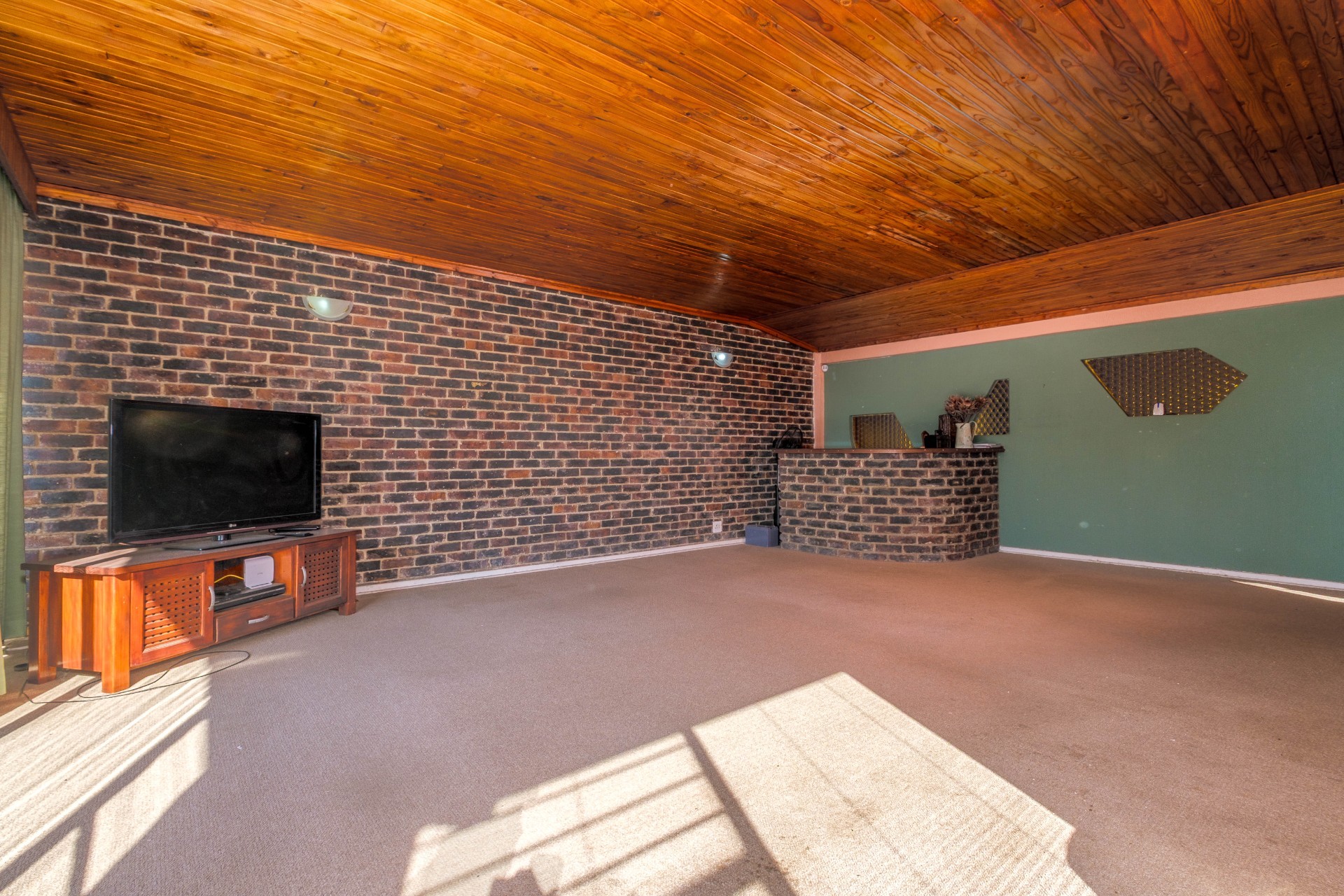 House for sale in Silverfields, Krugersdorp, 315 m²
