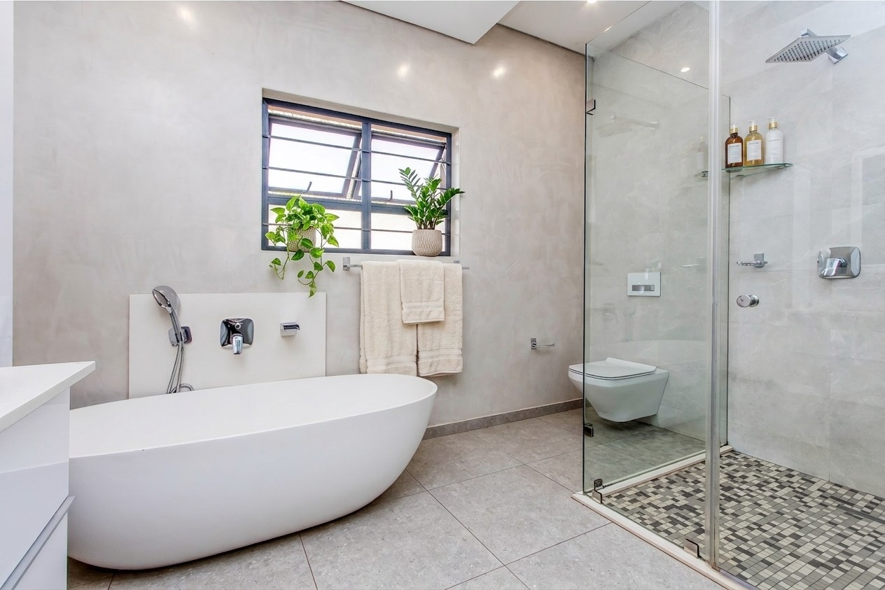 House for sale in Northcliff, Randburg, 382 m²
