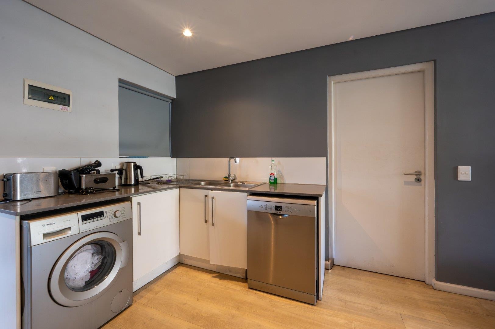 Apartment for sale in Woodstock, Cape Town, 61 m²