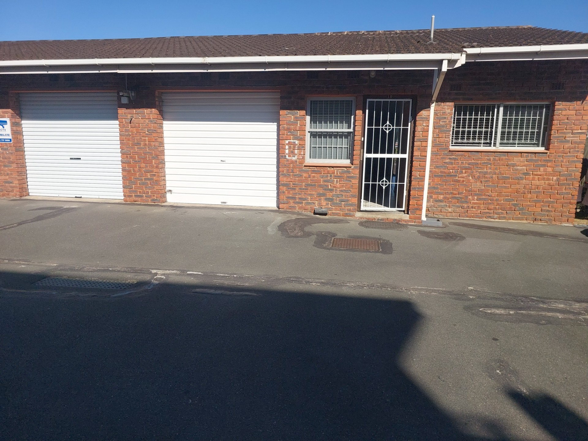 Townhouse for sale in Malvern, Queensburgh, KwaZulu Natal, 130 m²