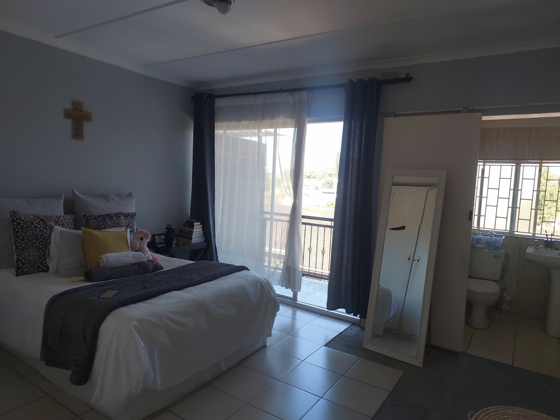 Townhouse for sale in Malvern, Queensburgh, KwaZulu Natal, 130 m²