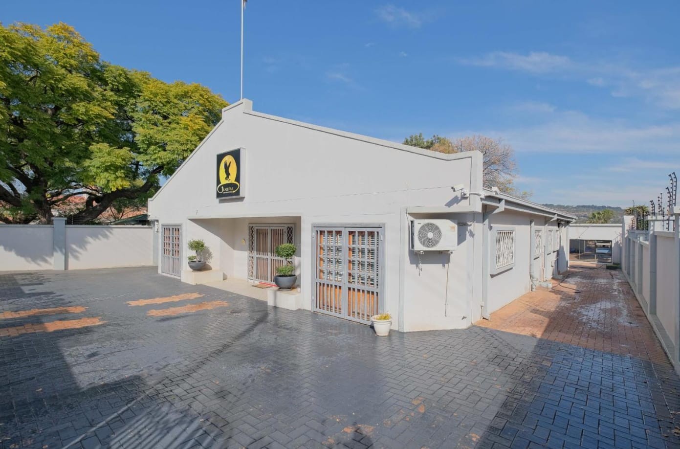 Commercial Property for sale in Nieuw Muckleneuk, Pretoria, 630 m²