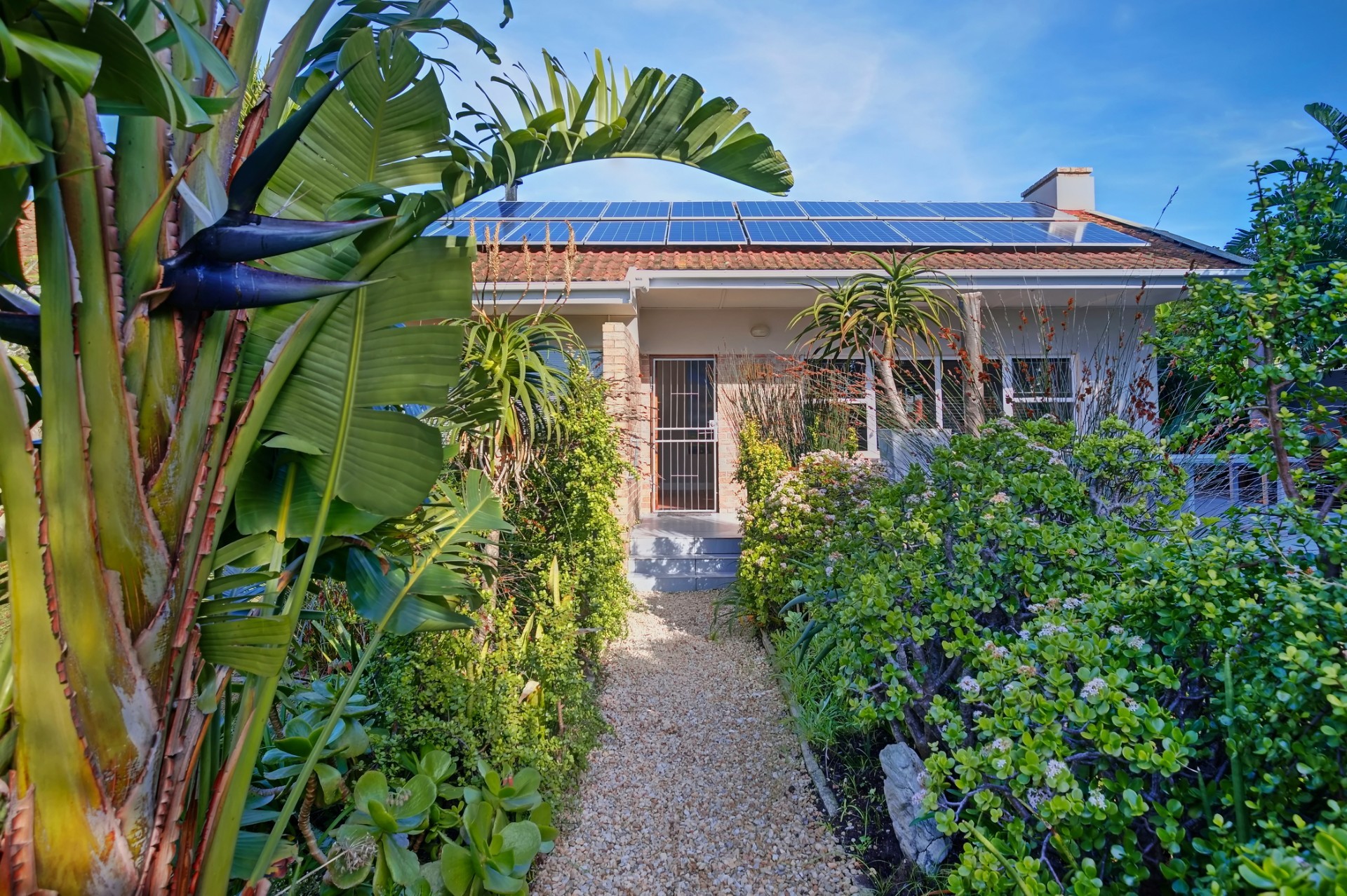 House for sale in Summerstrand, Port Elizabeth, 1343 m²