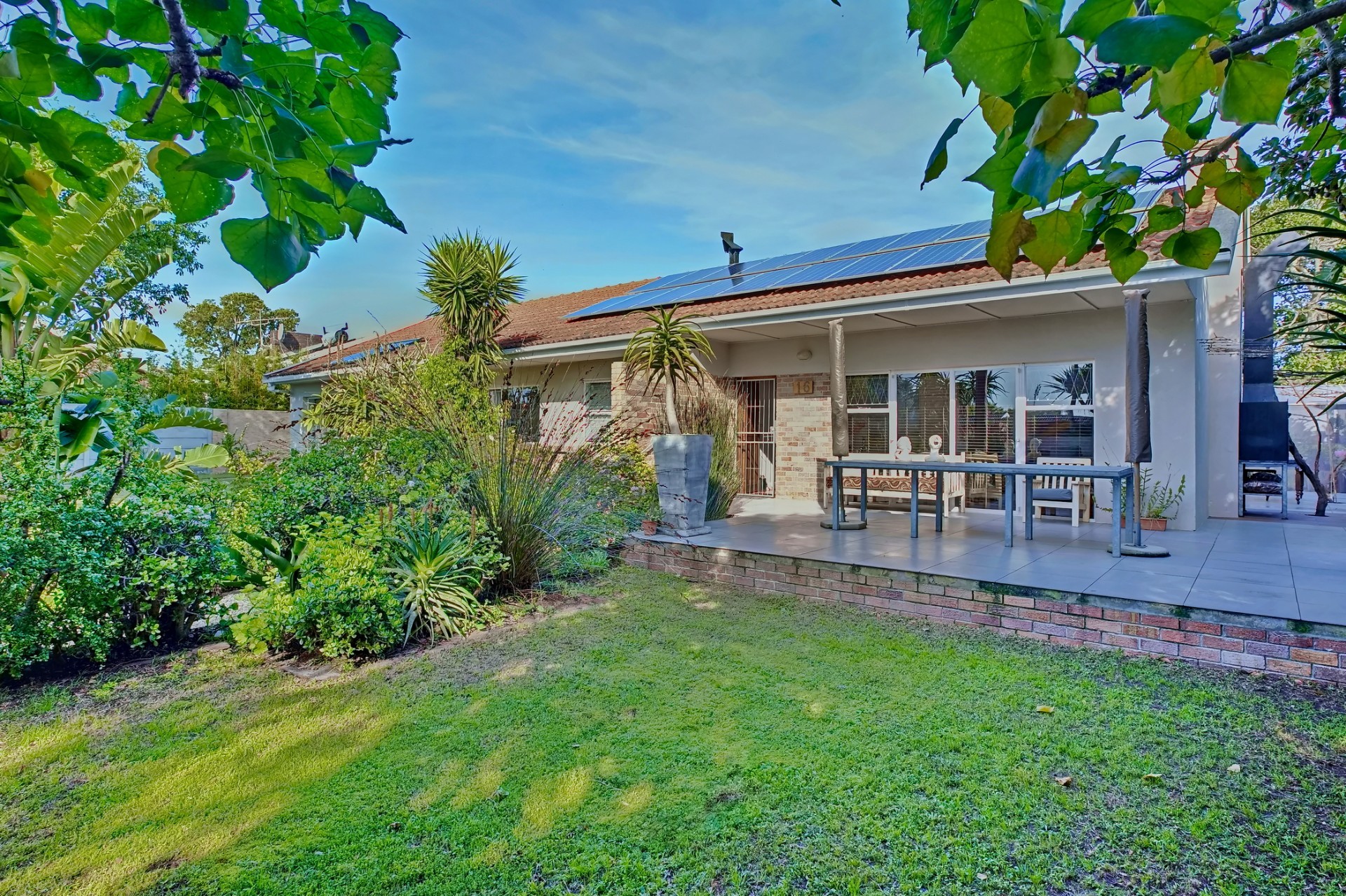 House for sale in Summerstrand, Port Elizabeth, 1343 m²