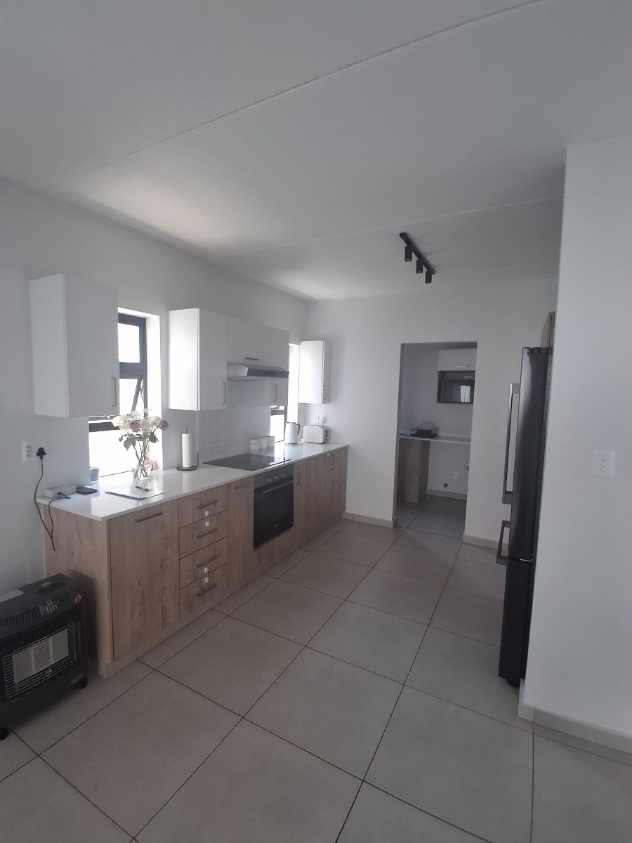 Complex for sale in Broadacres, Sandton, 191 m²