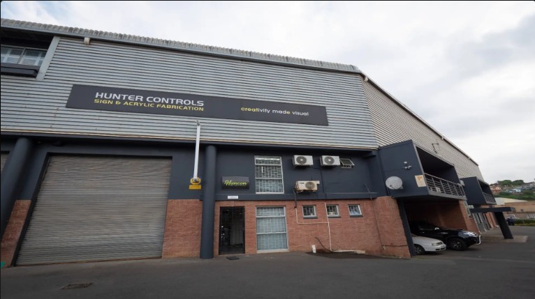 552m² Warehouse To Let in Glen Murray Industrial Park, Redhill