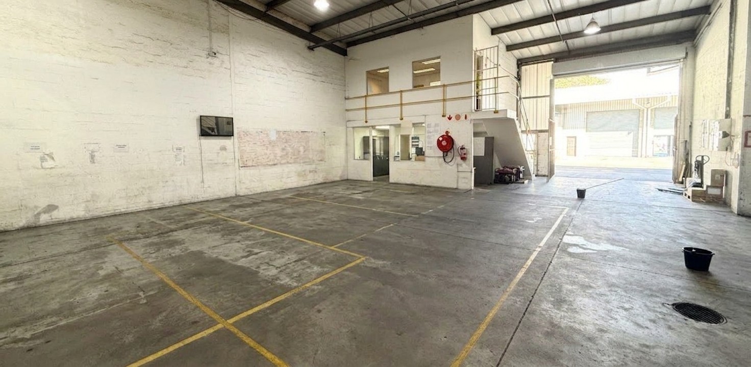 Warehouse for rent in Durban North, KwaZulu Natal, 552 m²