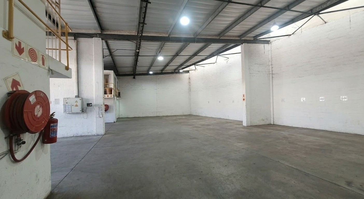 Warehouse for rent in Durban North, KwaZulu Natal, 552 m²