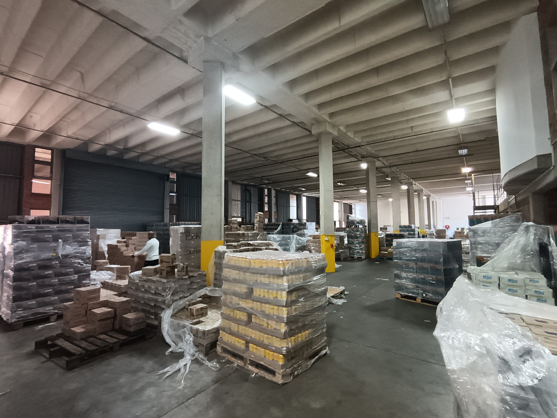 Warehouse for rent in Pinetown North Industria, Pinetown, KwaZulu Natal, 1370 m²