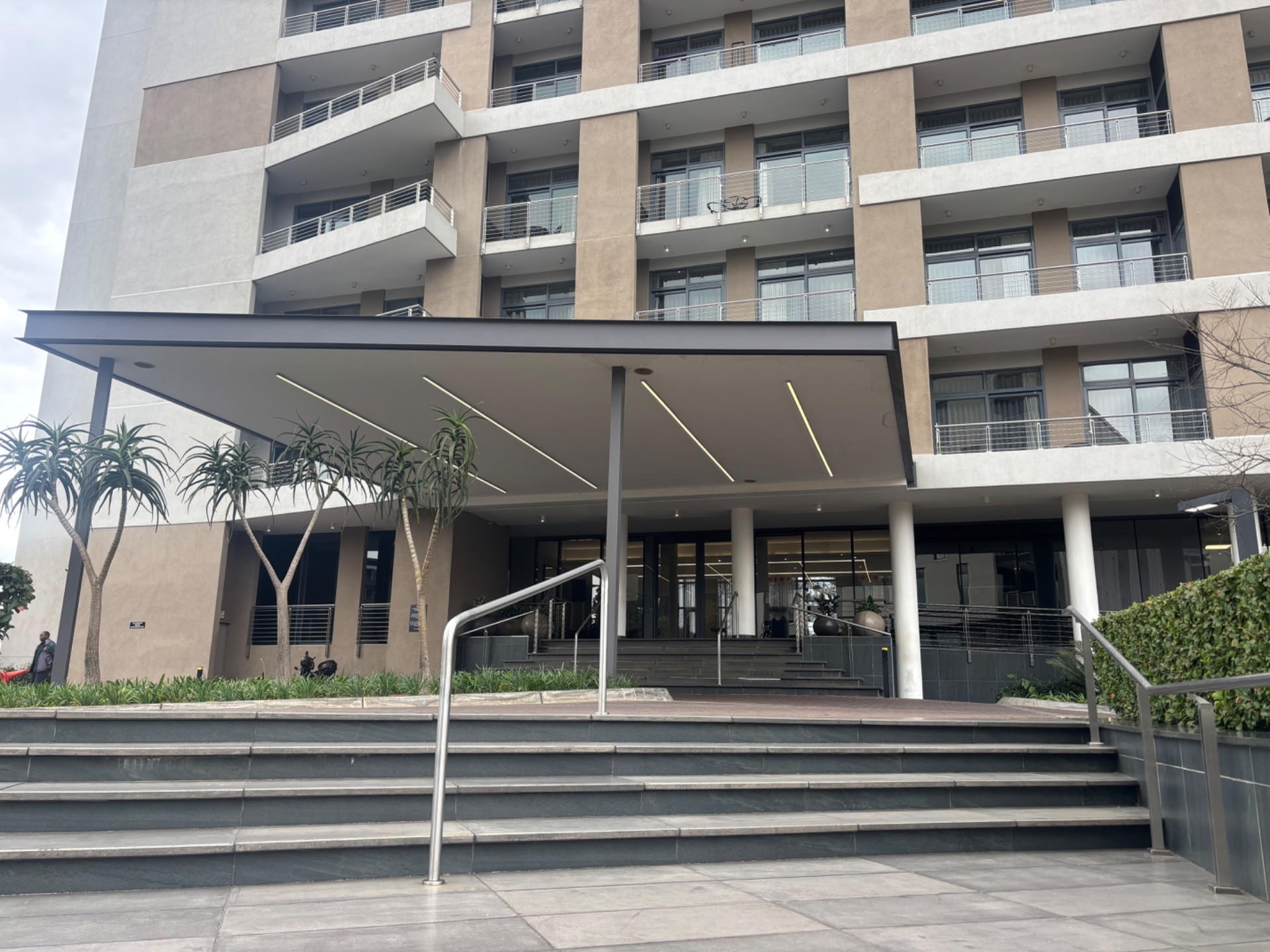 Fully furnished urban gem apartment To Rent in Menlyn
