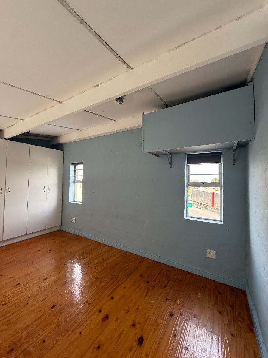 Apartment for sale in Humewood, Port Elizabeth
