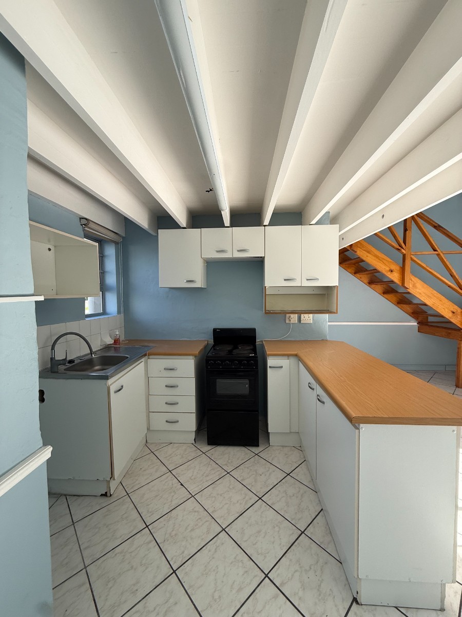 Apartment for sale in Humewood, Port Elizabeth