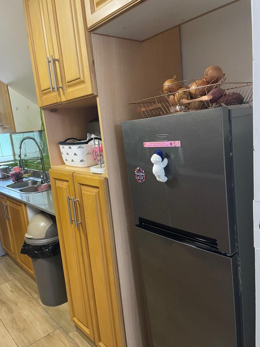 Apartment for sale in Glenwood, Durban, KwaZulu Natal, 111 Monzi Court (2nd floor), Monzi Court, 319 Clark Road, Glenwood, Durban, KwaZulu Natal, 90 m²
