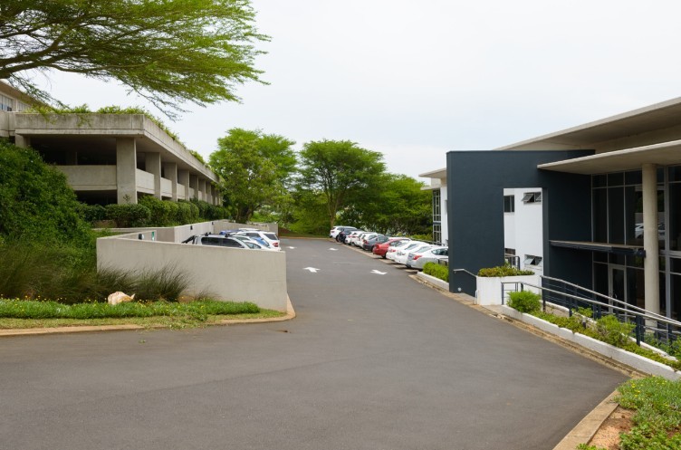 Warehouse for rent in Umhlanga Ridge, Umhlanga, KwaZulu Natal, 337 m²