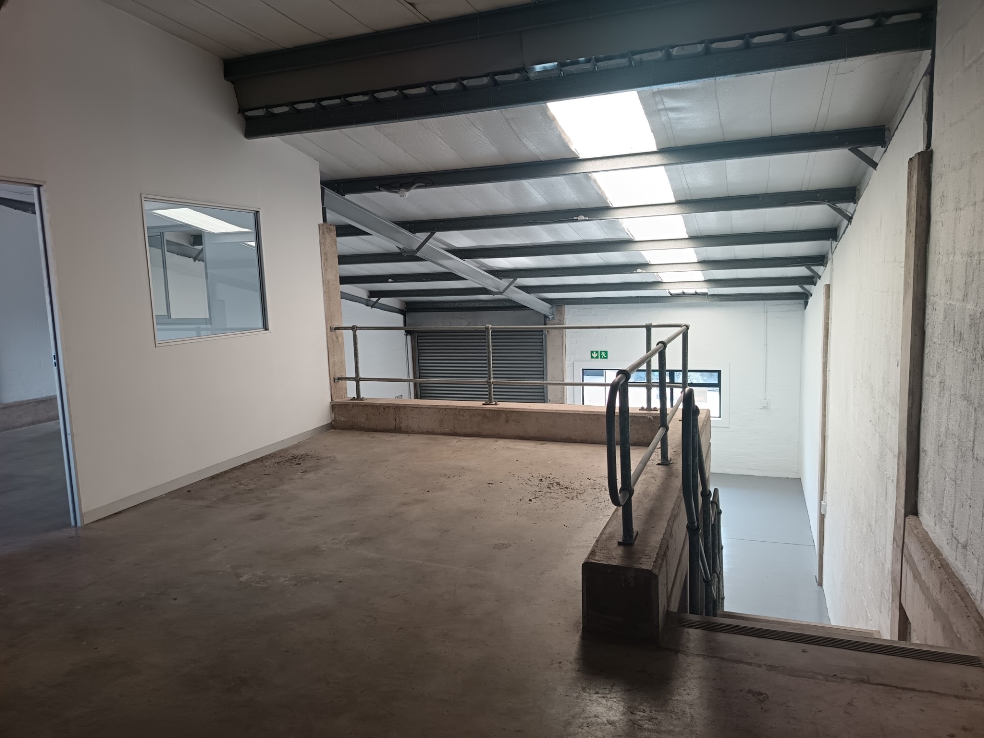 Warehouse for sale in Cornubia, KwaZulu Natal, 180 m²