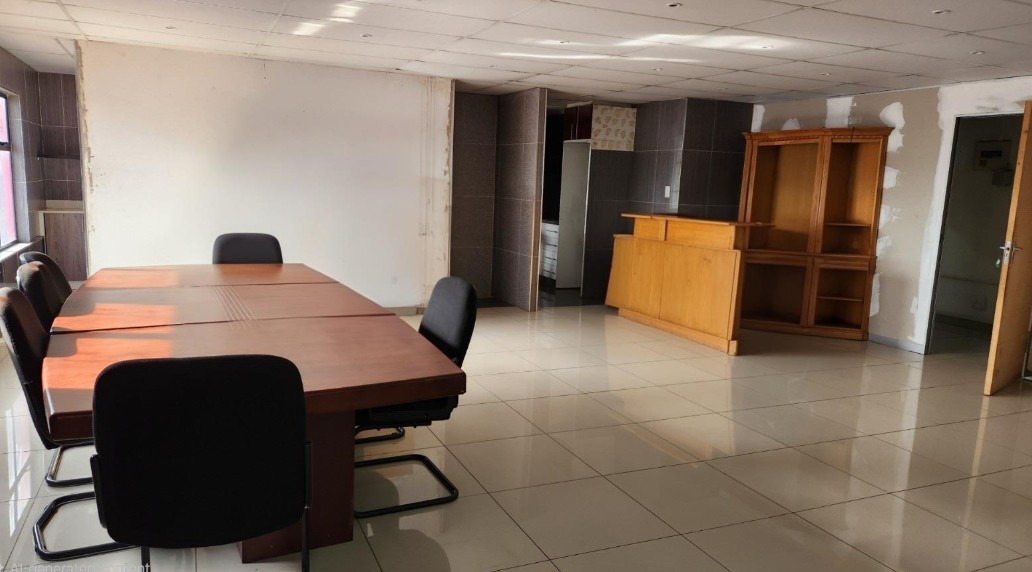 Warehouse for sale in Mobeni, Durban, KwaZulu Natal, 9000 m²