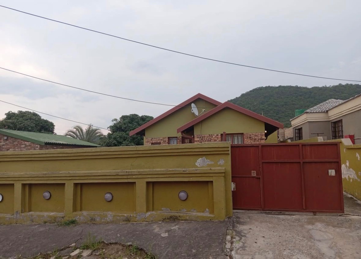 House for sale in Tekwane, Nelspruit, 211 m²