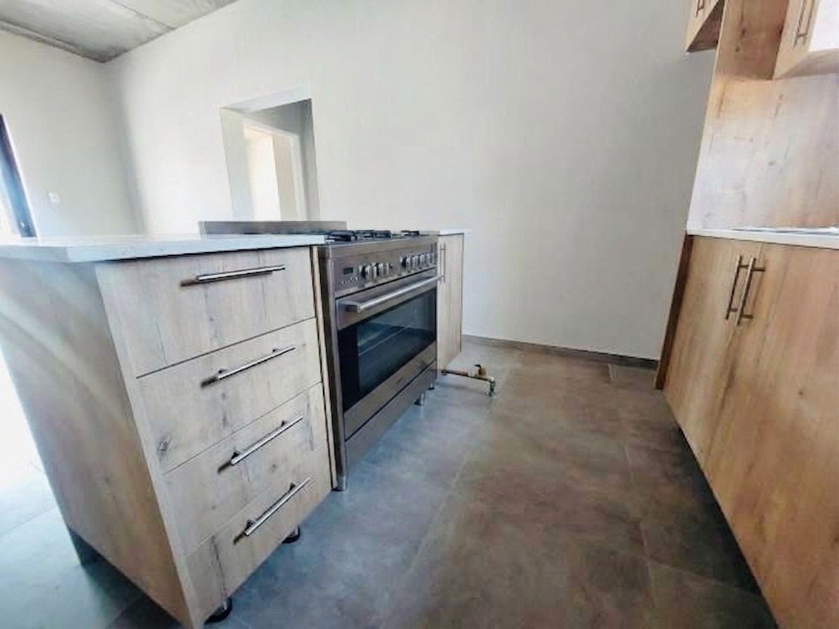 Apartment For Sale in Nelspruit Ext 29, Nelspruit 4